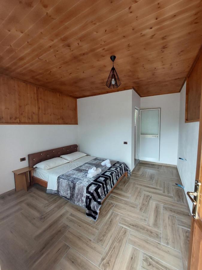 Driti Gh Nderlysa Hotel Shkoder Exterior photo